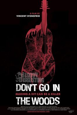 Affiche du film Don't Go In The Woods